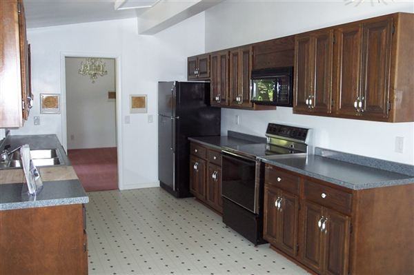 506 Warren Rd - Photo 3 of 4