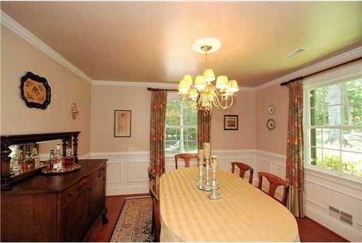 4236 Pawnee Rd - Photo 3 of 7