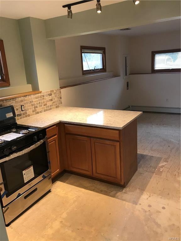 39 Hoffman Ln - Photo 2 of 5