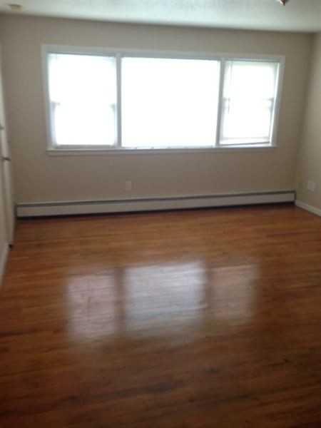 320 Quinnipiac Ave - Photo 3 of 4