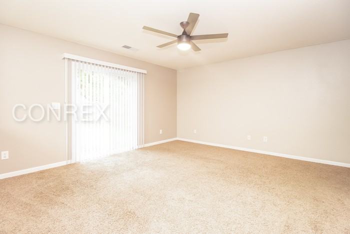 192 Green Garden Dr - Photo 2 of 8