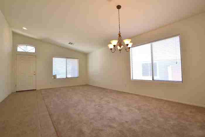 29654 W Weldon Ave - Photo 3 of 22