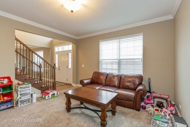 161 E Chicago St - Photo 2 of 27