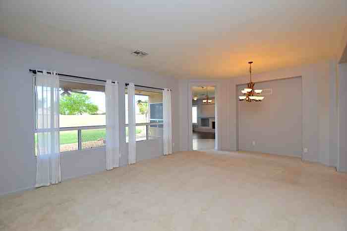 1338 W Straford Ave - Photo 2 of 24