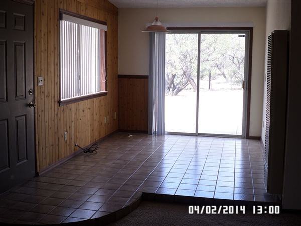 10571 E Deerfield Pl - Photo 2 of 10