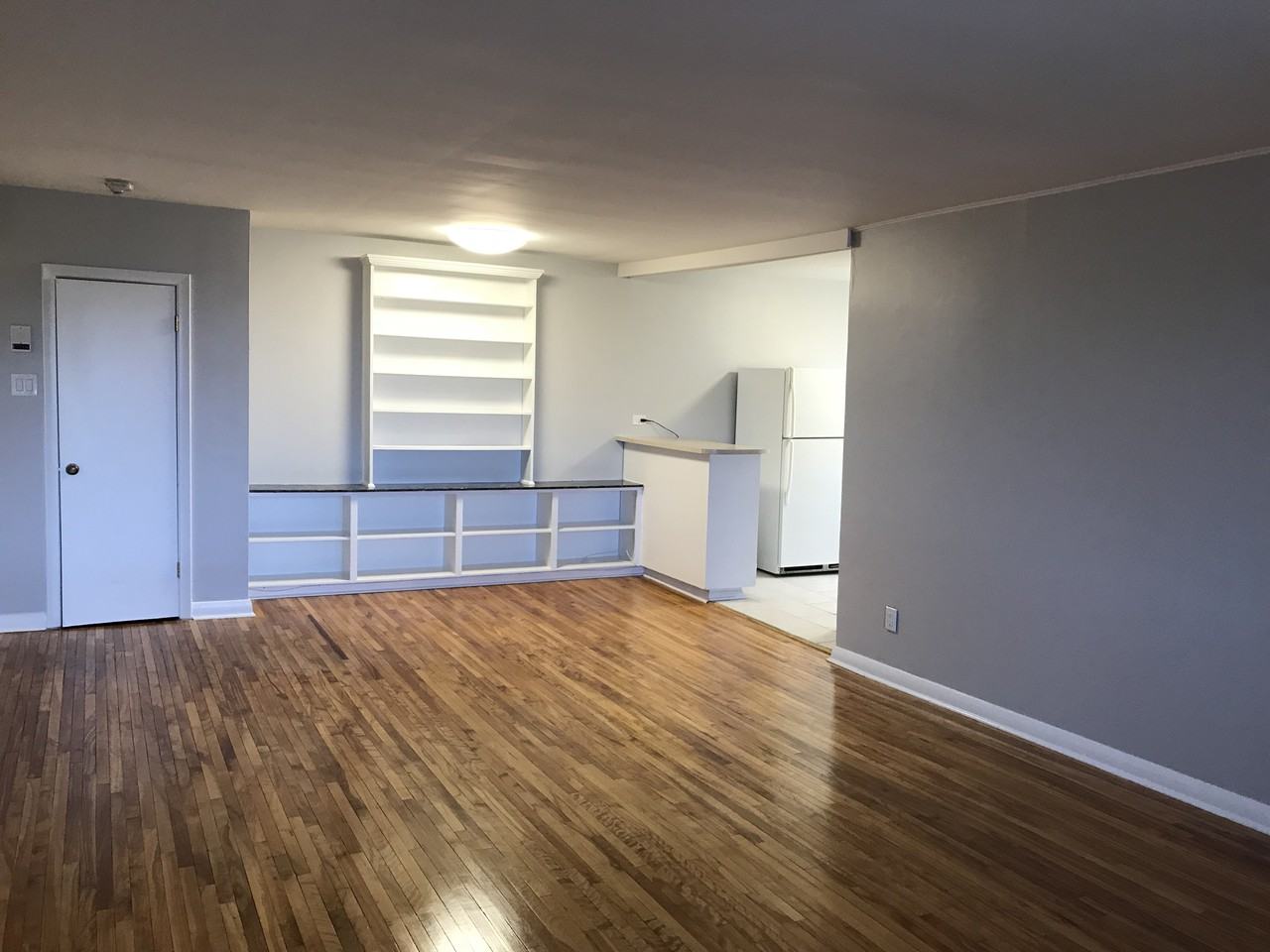 1094 ATHLONE STREET #6 - Photo 4 of 8