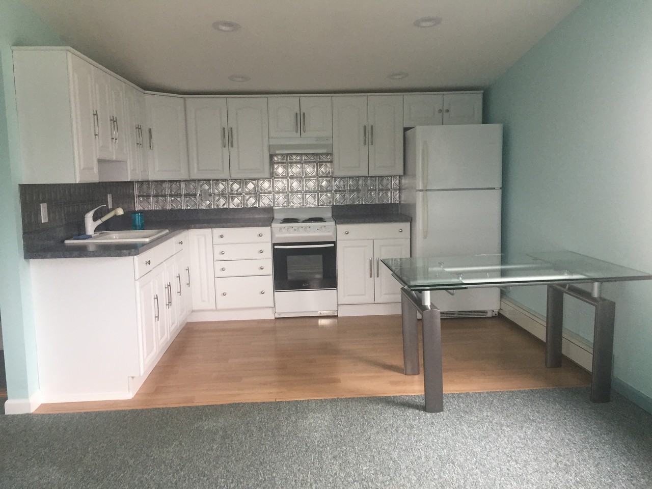 112 & Sunrise Highway, North Patchogue, NY 11772 1 Bedroom Apartment