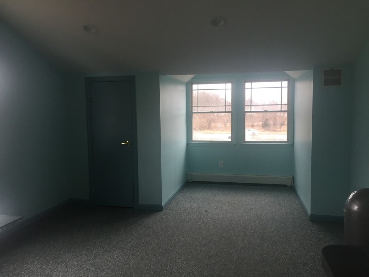 23 Sunrise Highway North Service Road - Photo 3 of 3