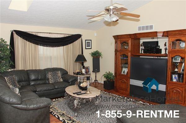 5738 Cedar Lawn Dr - Photo 3 of 13