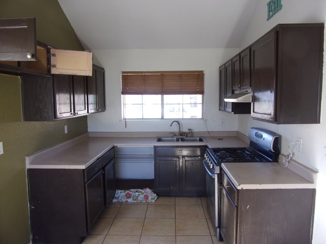 11625 Norman Montion Dr - Photo 3 of 19