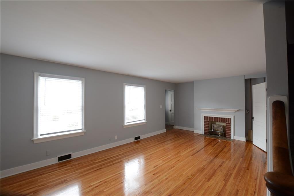 2140 W Main St - Photo 2 of 13