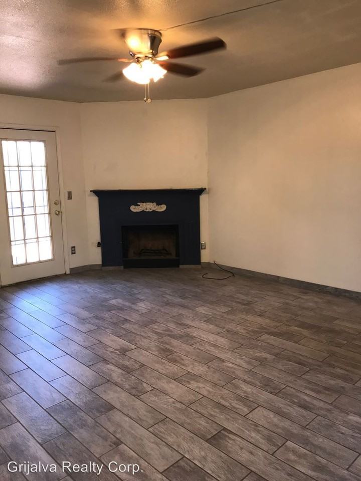 3302 S Placita Costa Rica - Photo 2 of 9