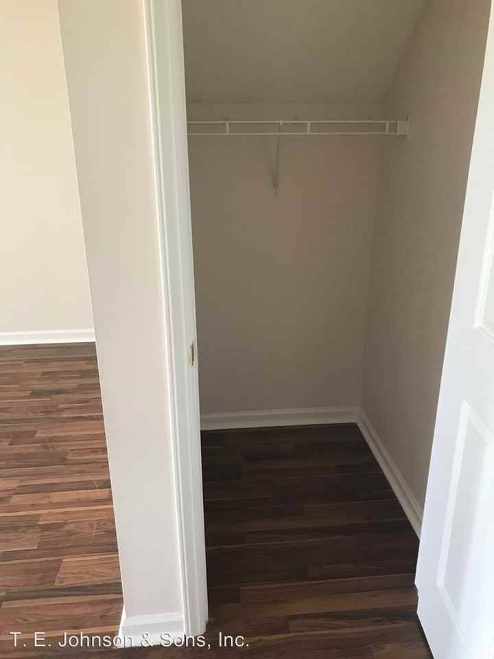 105 Kings Meadow Ct - Photo 3 of 17