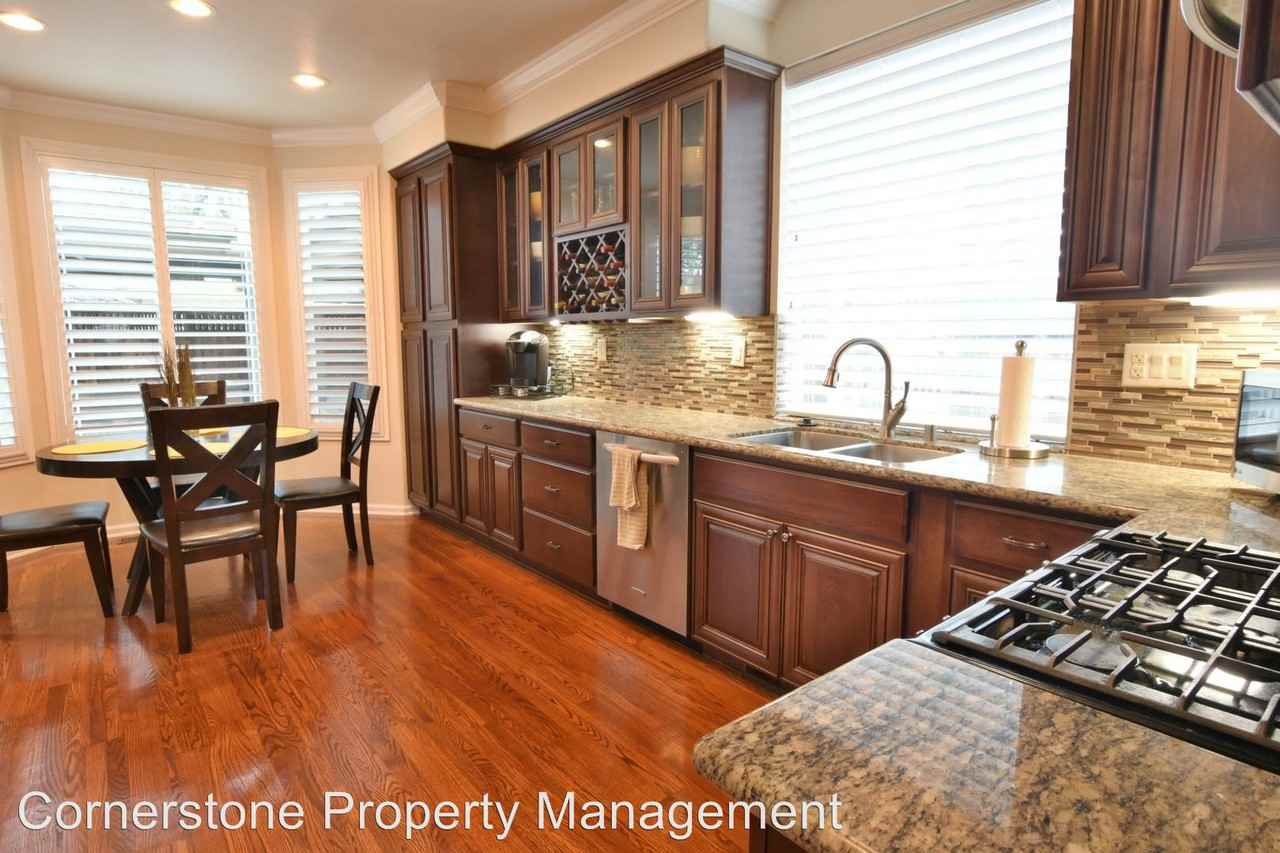 1564 Rosecrest Terrace - Photo 3 of 28