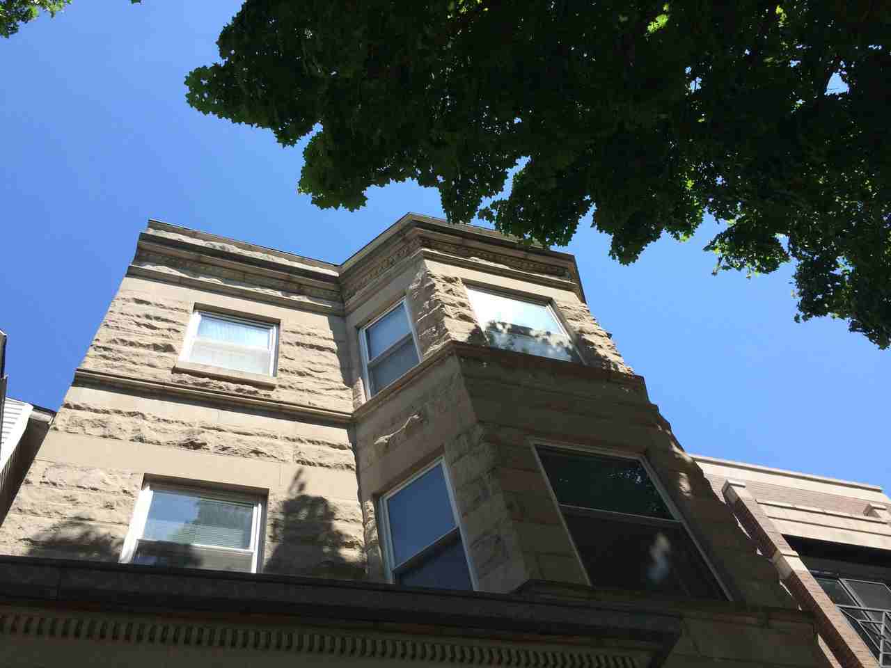 3233 N Clifton Ave - Photo 2 of 9