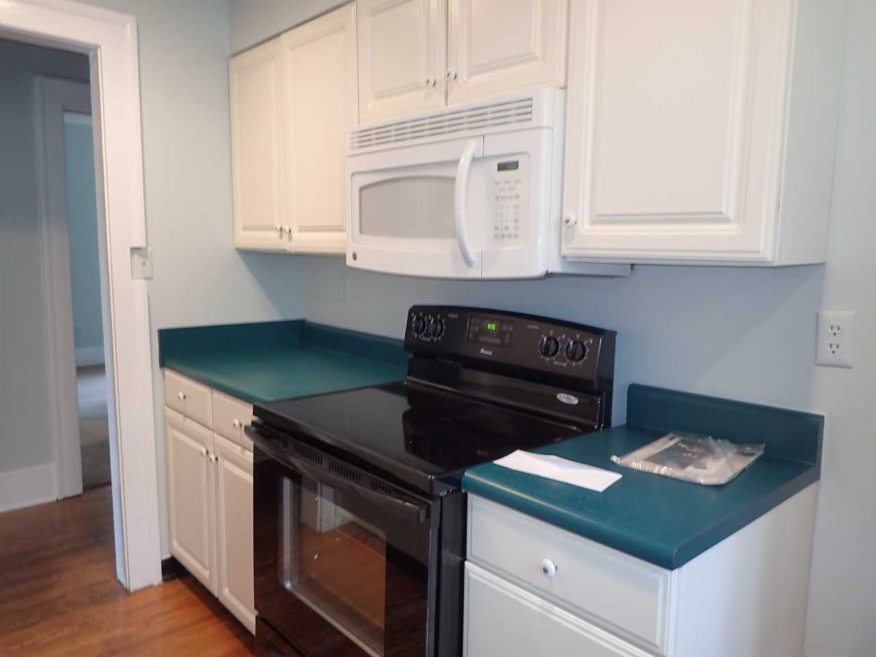 417 E 49th St - Photo 7 of 16