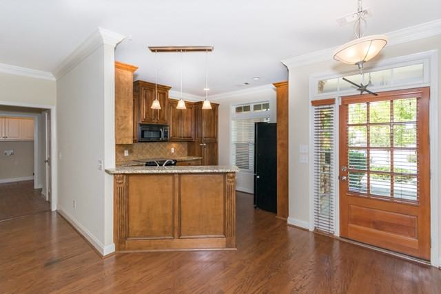 1041 Red Maple Way - Photo 2 of 19