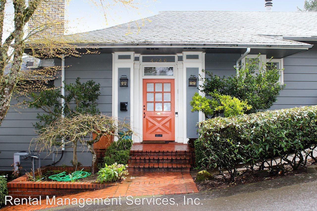 4246 SW McDonnell Terrace - Photo 3 of 43