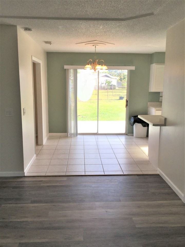 1459 Palmwood Dr - Photo 2 of 19