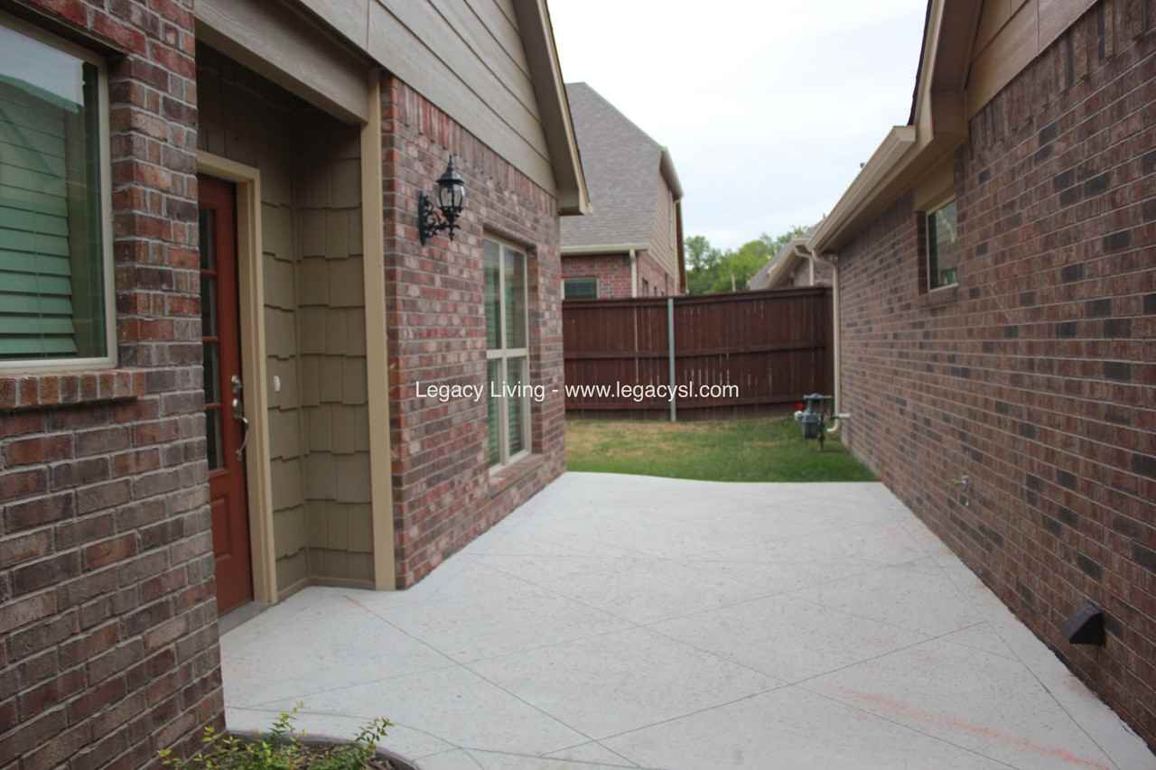 3412 W Princeton St - Photo 4 of 22