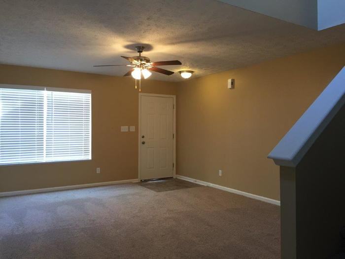6574 Largo Ln - Photo 2 of 17