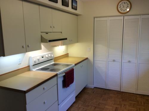 1 Partridge Ct - Photo 3 of 9