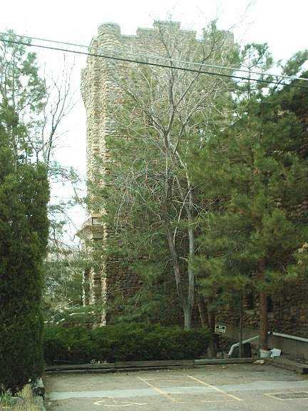 1301 Arapahoe Street - Photo 3 of 8