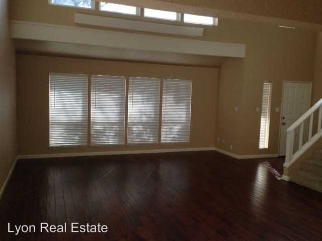 404 Crow Canyon Dr - Photo 2 of 9