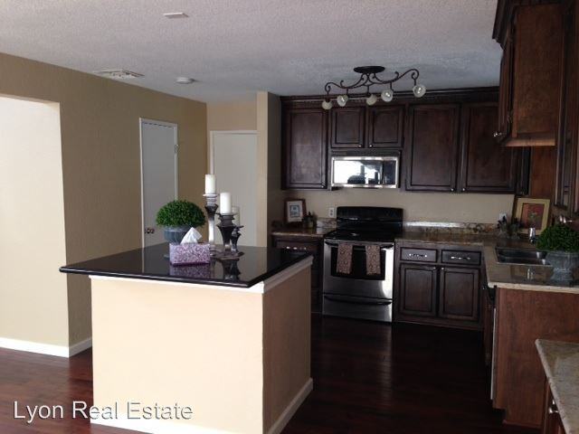 404 Crow Canyon Dr - Photo 3 of 9