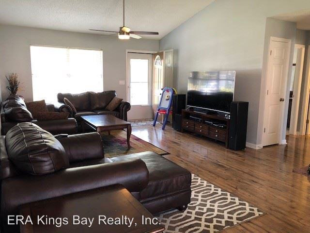 202 Bracken Fern Way - Photo 2 of 12