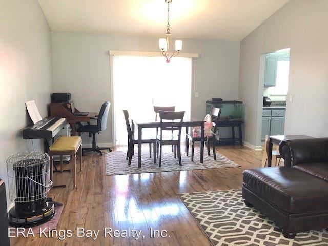 202 Bracken Fern Way - Photo 3 of 12