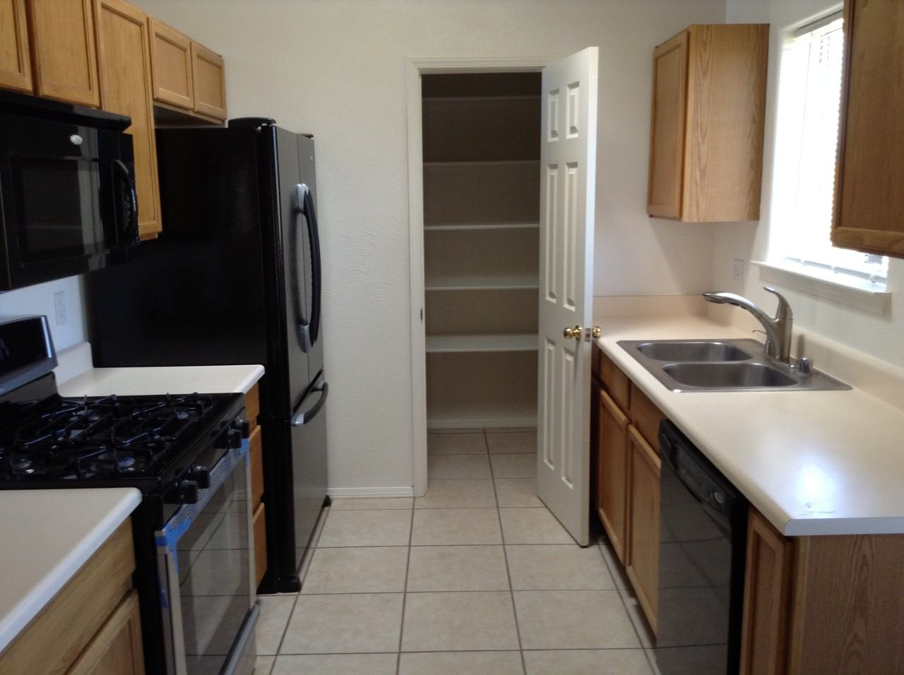 7 Casey Ct - Photo 3 of 6