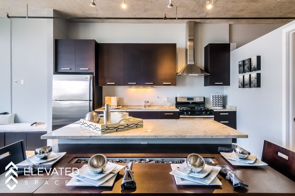 2 E Roosevelt Rd #E409