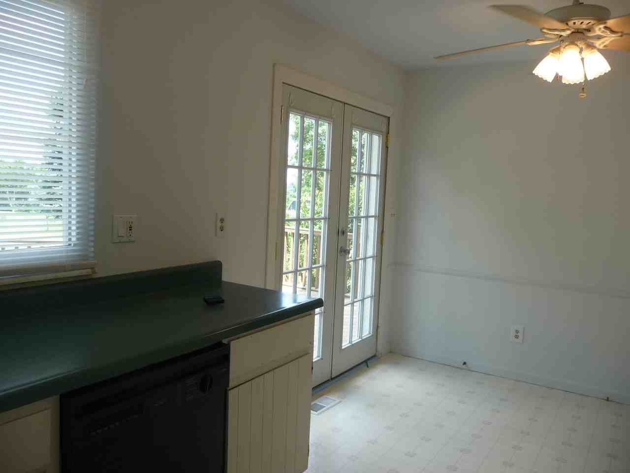 7283 Burwell Dr - Photo 3 of 12