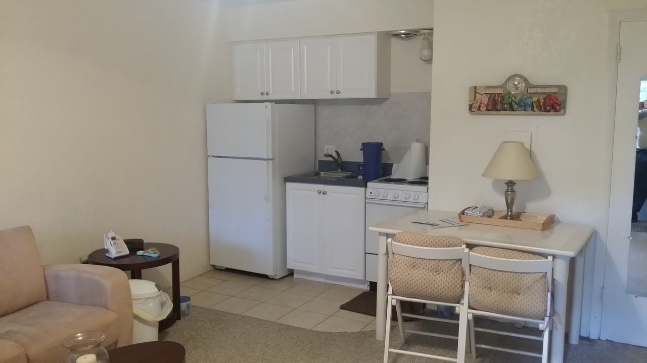 6111 2nd street east - Photo 2 of 12