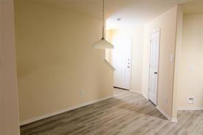 376 North Meadows Drive - Photo 3 of 9