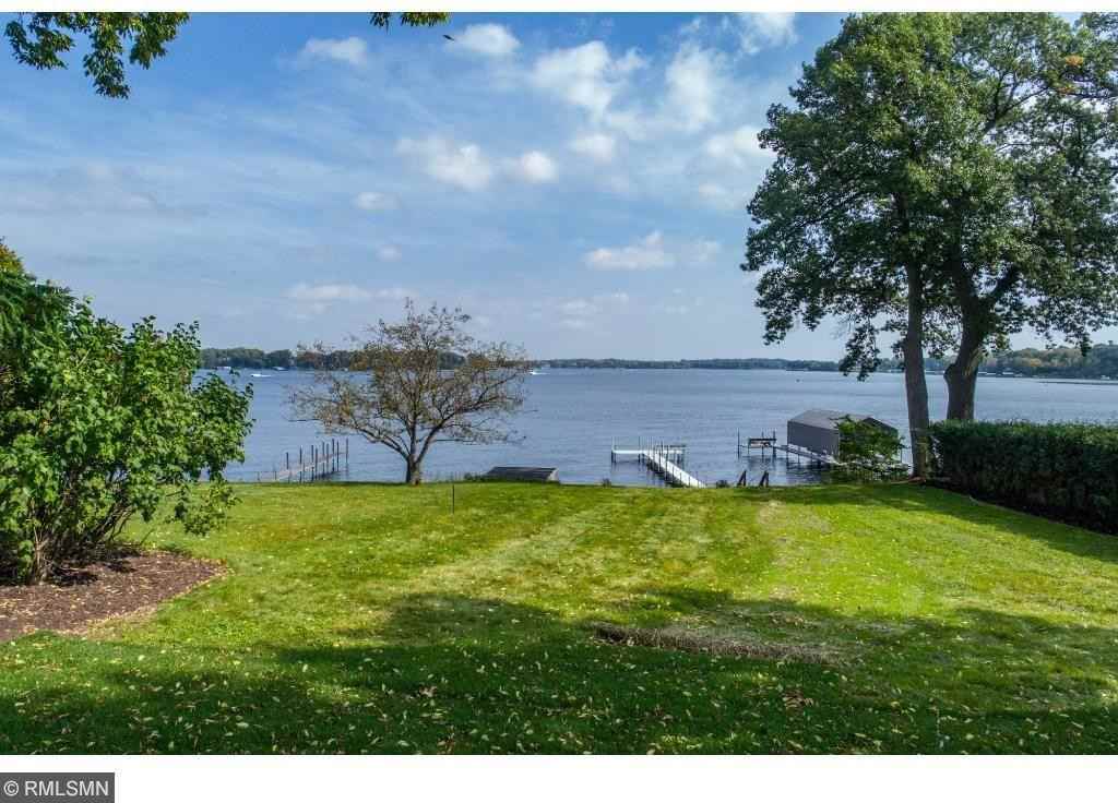 2092 Shadywood Rd - Photo 2 of 25