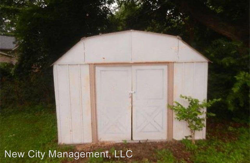 1177 E 65th St - Photo 2 of 12