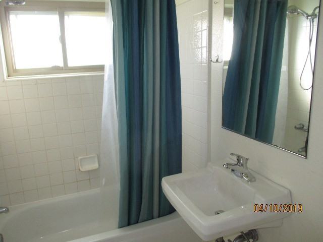 245 Palo Verde Avenue - Photo 2 of 10
