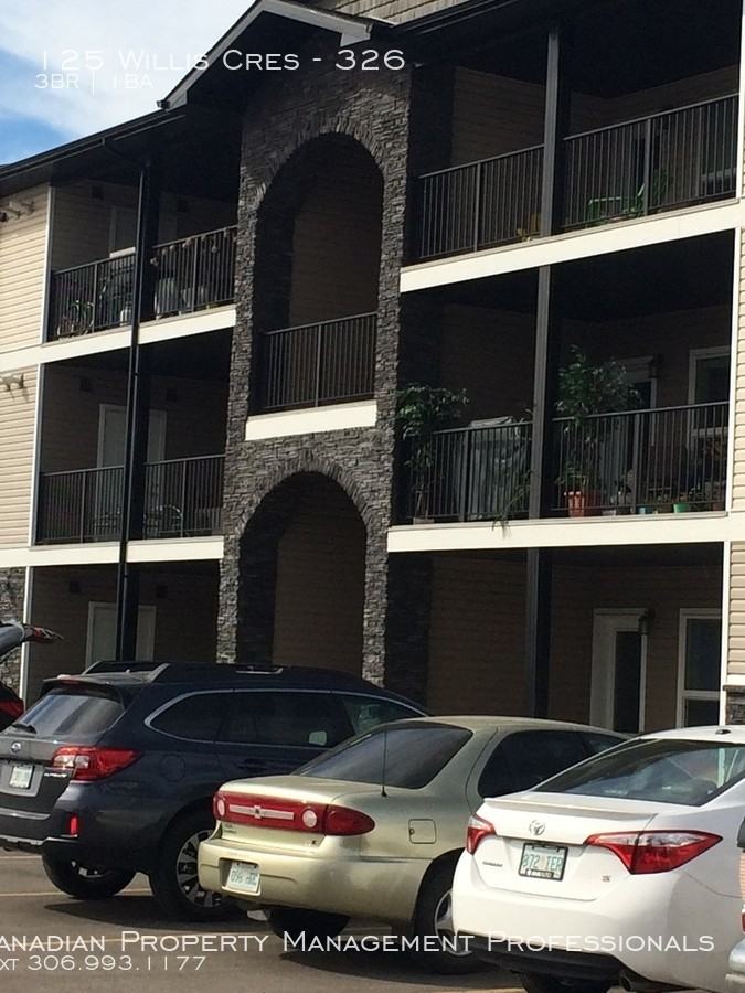 125 Willis Cres #326 - Photo 3 of 10