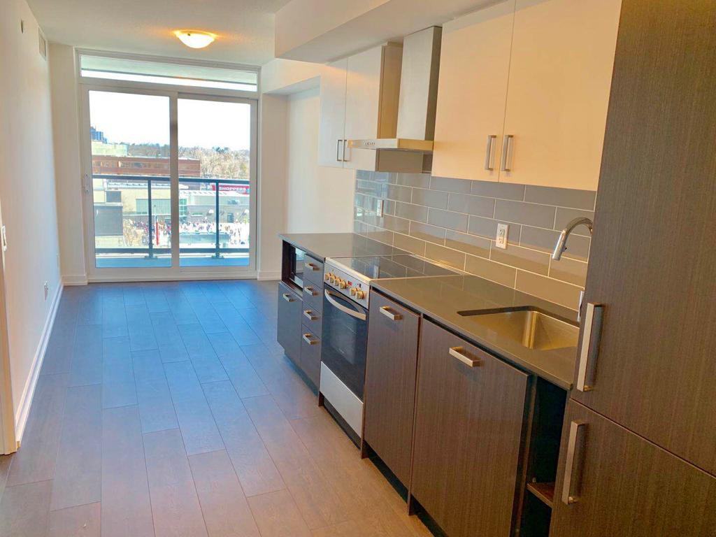 125 Redpath Avenue #517