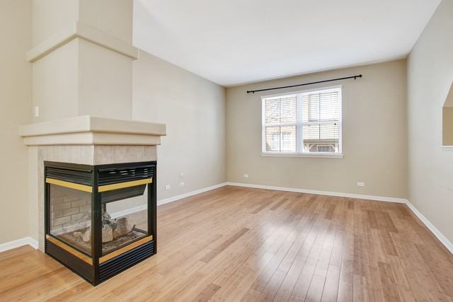 1114 N Claremont Dr - Photo 3 of 24
