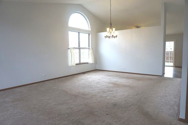 1452 Regency Ln - Photo 3 of 11