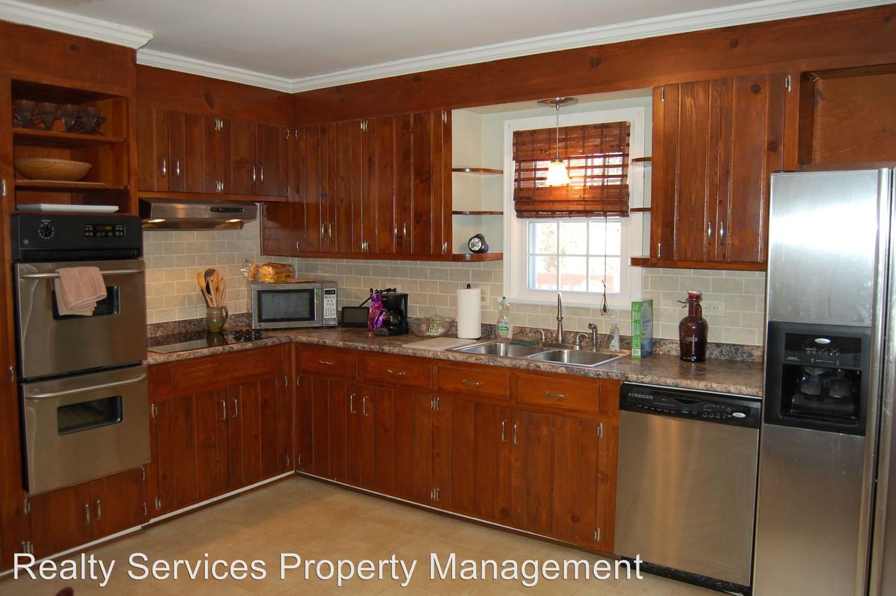 1260 Krise Cir - Photo 3 of 13