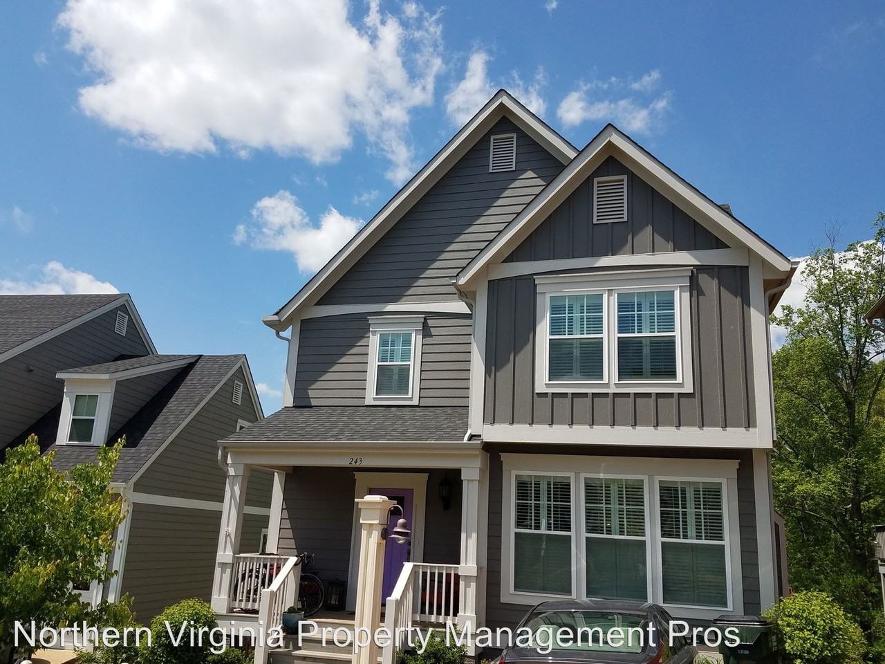 243 Huntley Ave - Photo 2 of 22