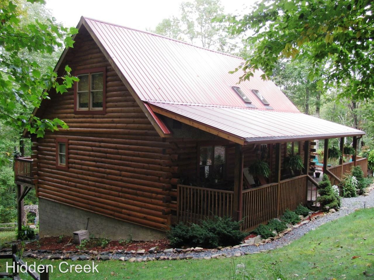 524 Timberlakes Dr - Photo 3 of 18