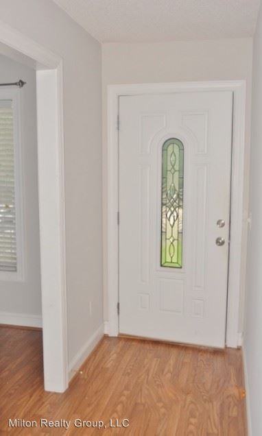 23 Academy Ct - Photo 3 of 15