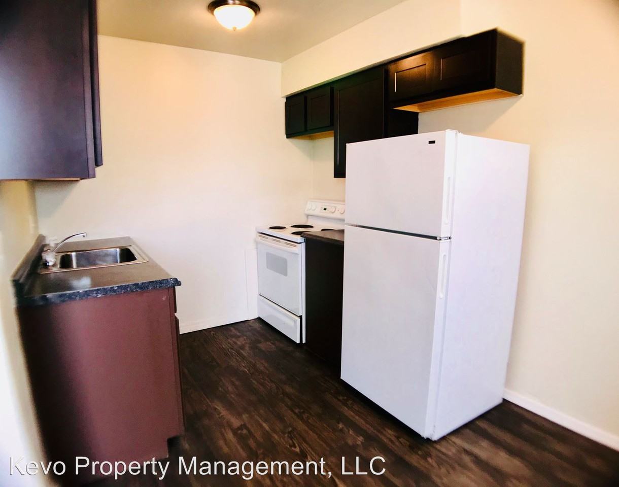 5824 NW 34th St. - Photo 2 of 7