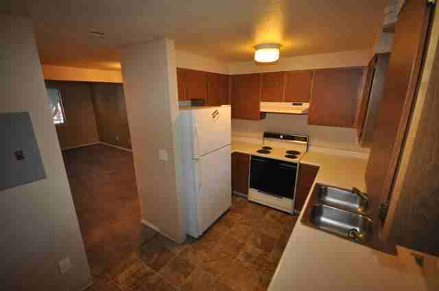 622 E Pennsylvania St - Photo 3 of 15