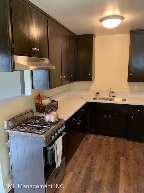 1305 Garfield Ave - Photo 2 of 7